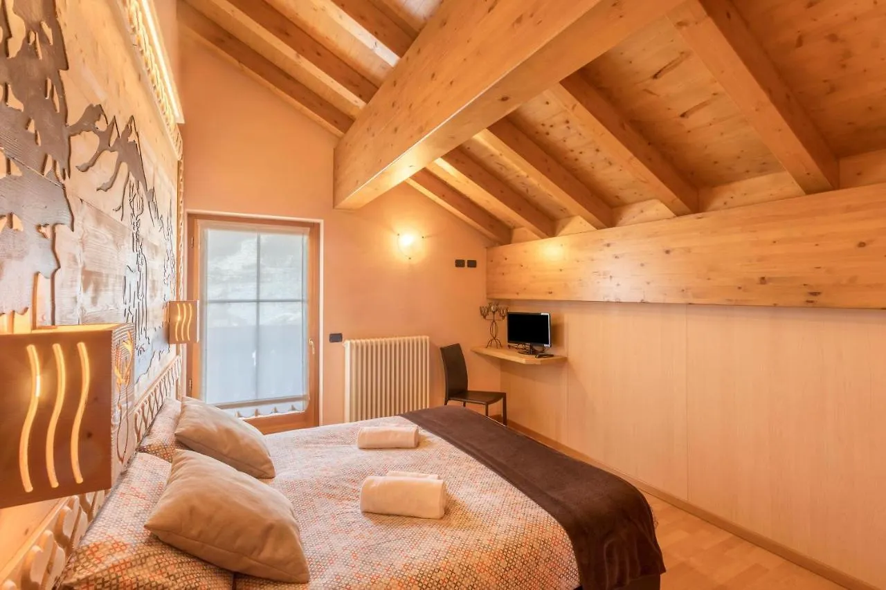 Zenith - Casa Azzurra Mansarda Apartment Livigno 0*,